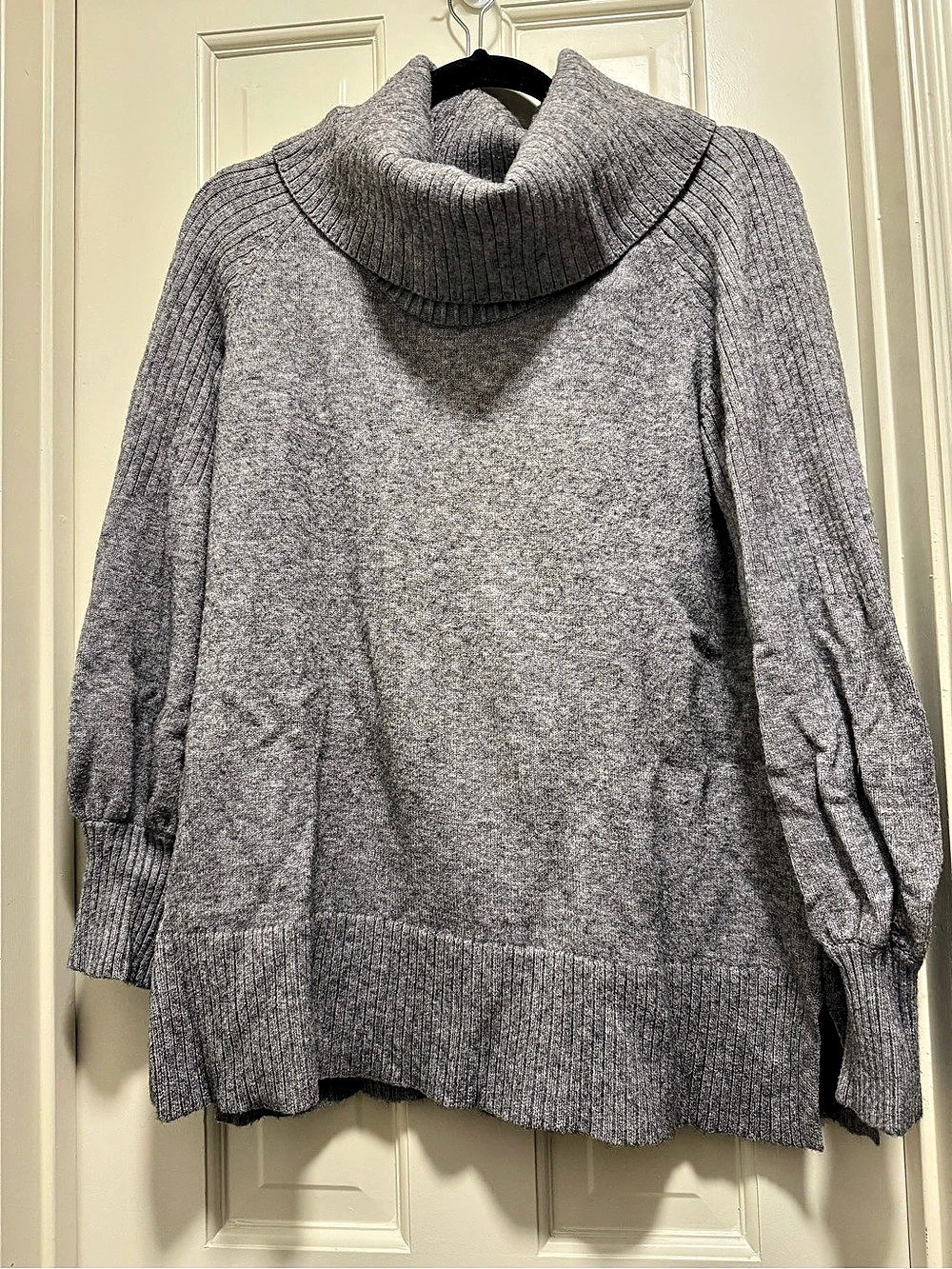 Anthropologie By Anthropologie Cowl Mock-Neck Sweater Gray Medium